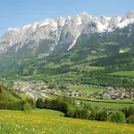 Ferienhaus Hoellwart Hébergement de vacances Pfarrwerfen