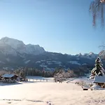 Ferienhaus Hoellwart Hébergement de vacances *