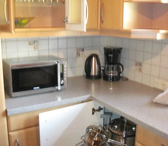 Semesterbostad Ferienhaus Hoellwart *