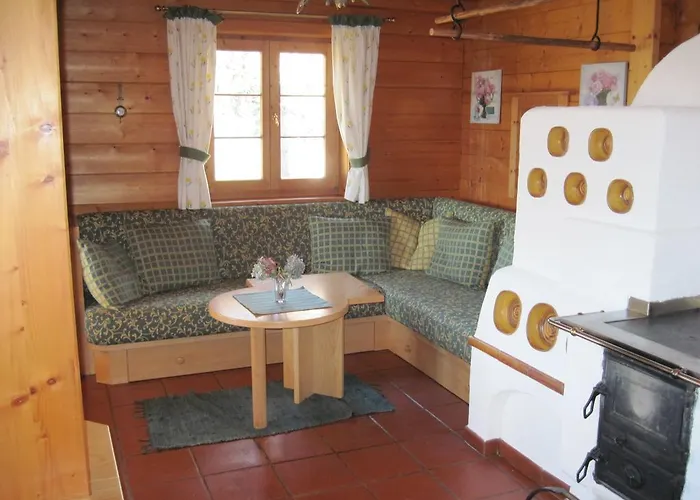 Semesterbostad Ferienhaus Hoellwart *